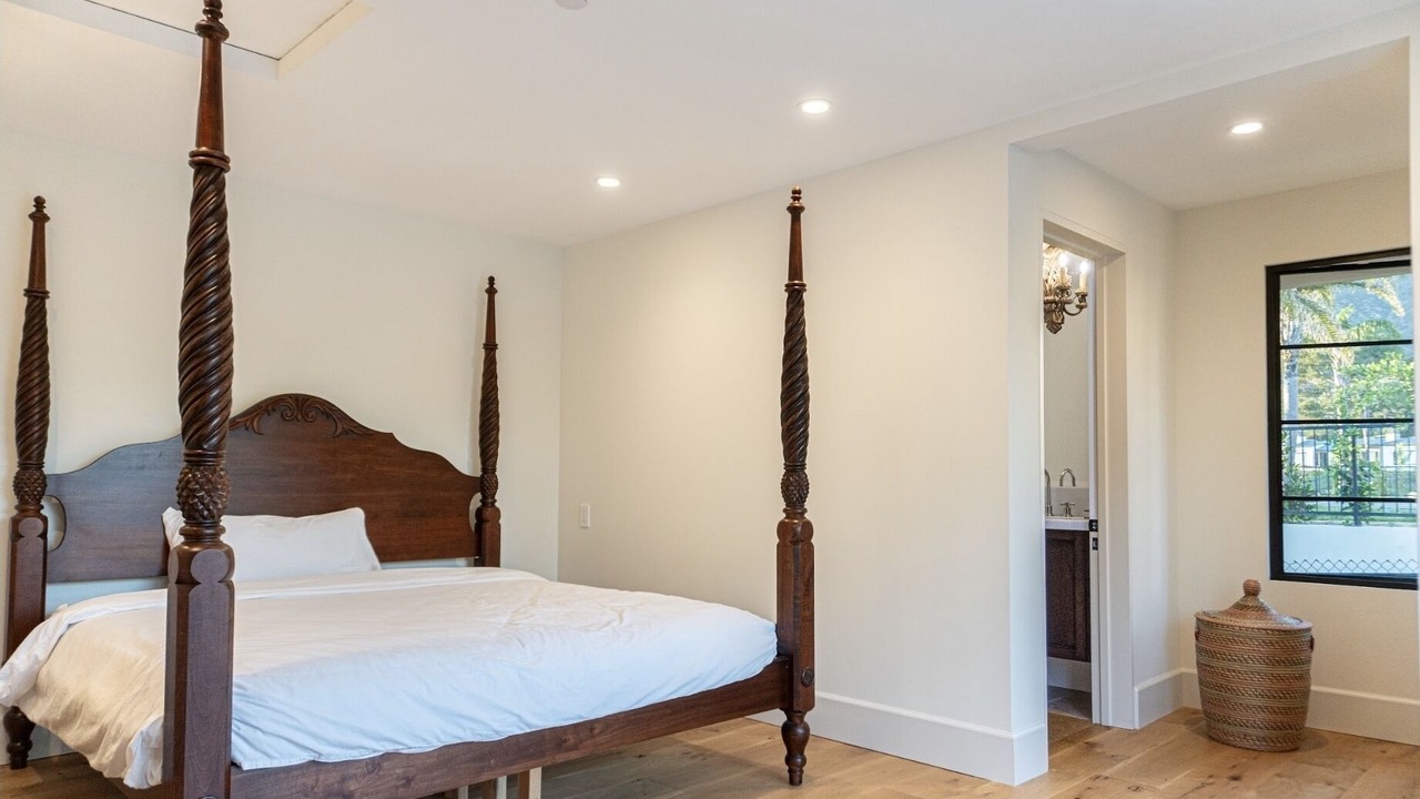 Photo of Bedroom in Western Malibu