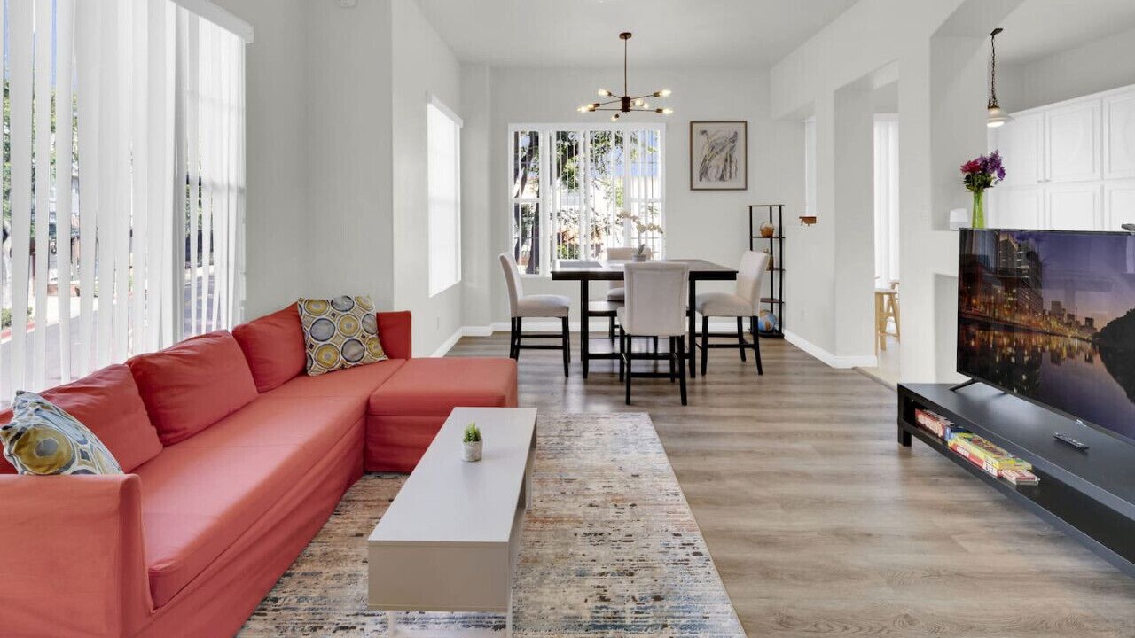 Photo of Livingroom in Tustin