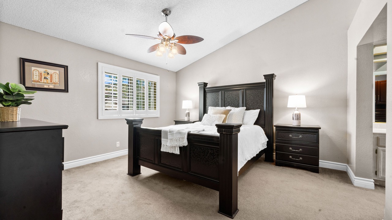 Photo of Bedroom in Palmdale