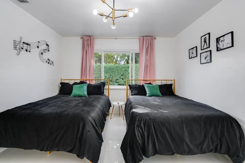Photo of Bedroom in North Tustin