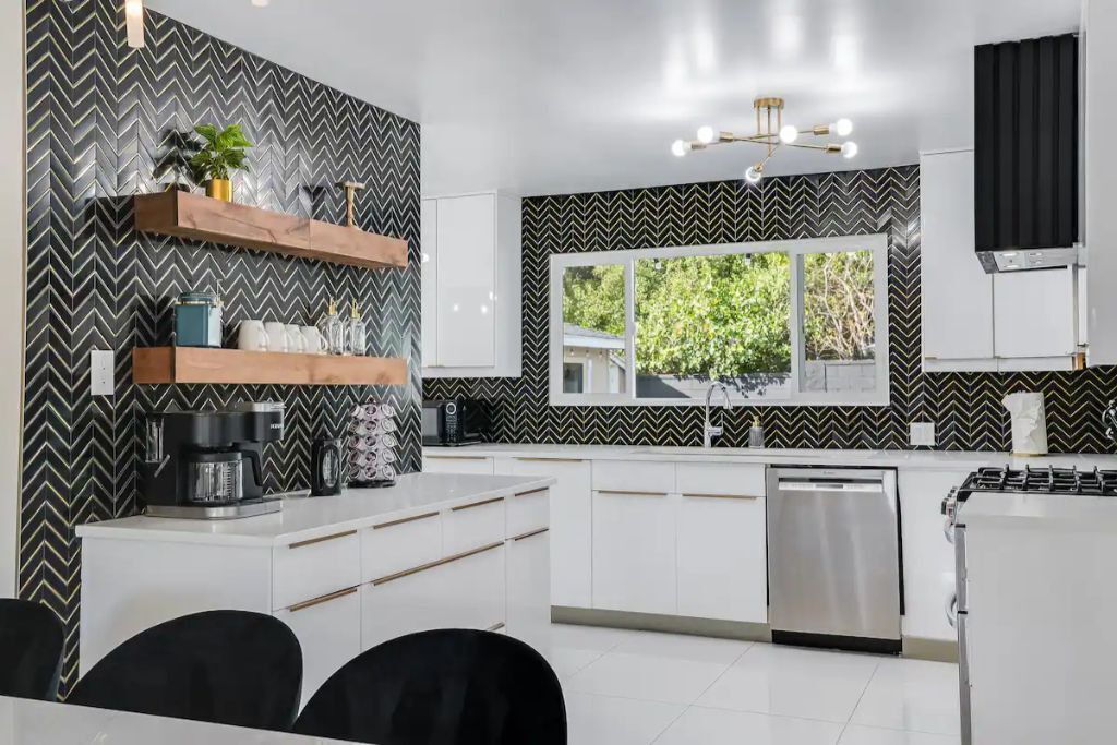 Photo of Kitchen in North Tustin