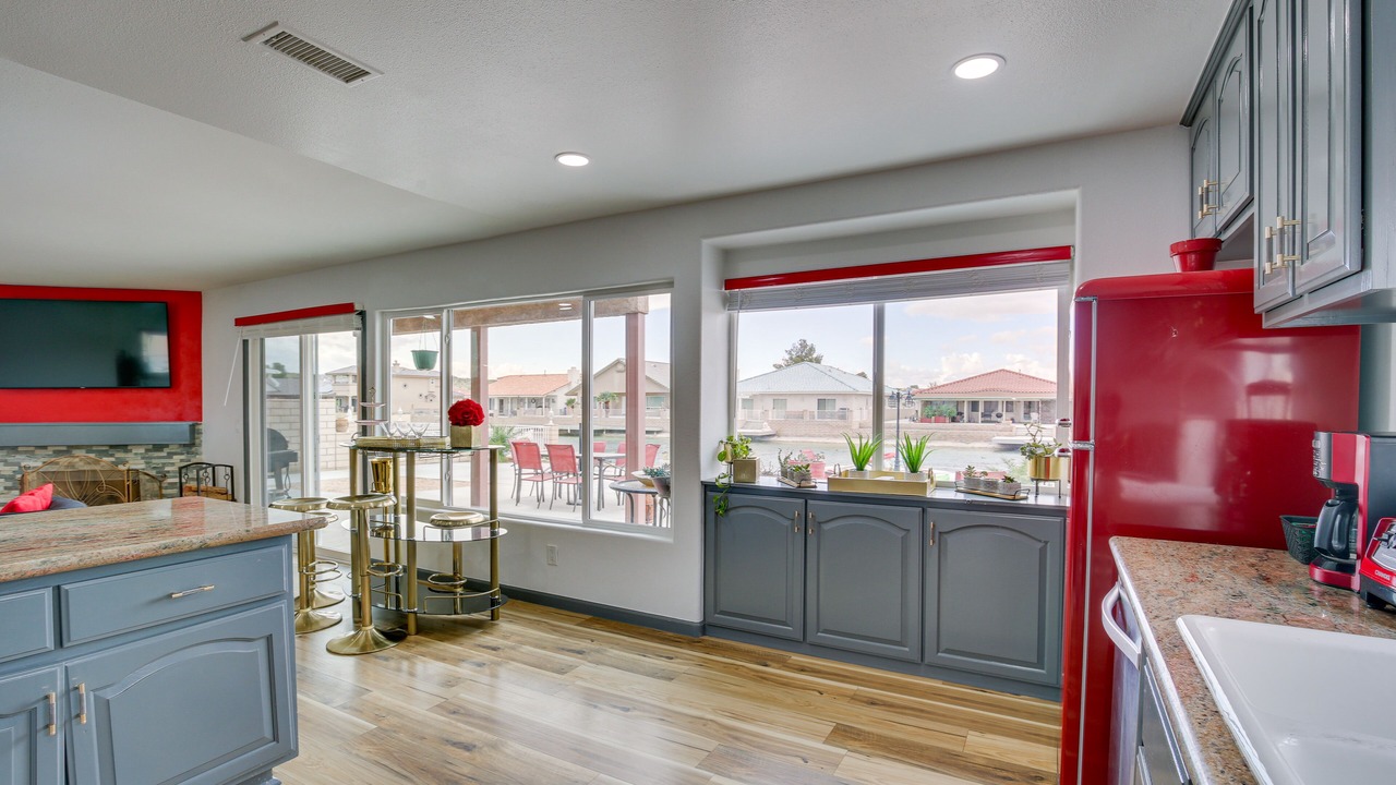 Photo of Kitchen in Silver Lakes Country Club