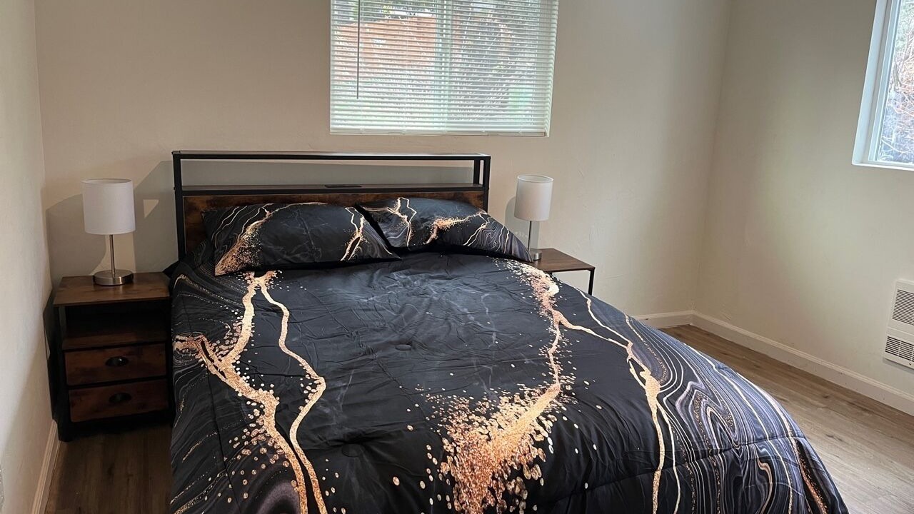 Photo of Bedroom in Clearlake