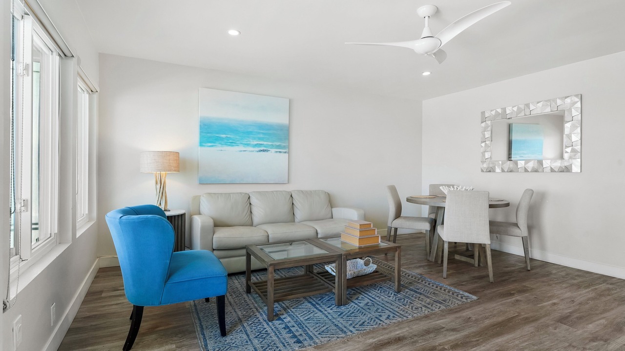 Photo of Livingroom in Carlsbad Village