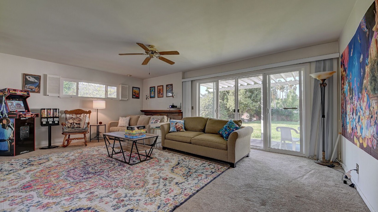 Photo of Livingroom in Hermosa Village