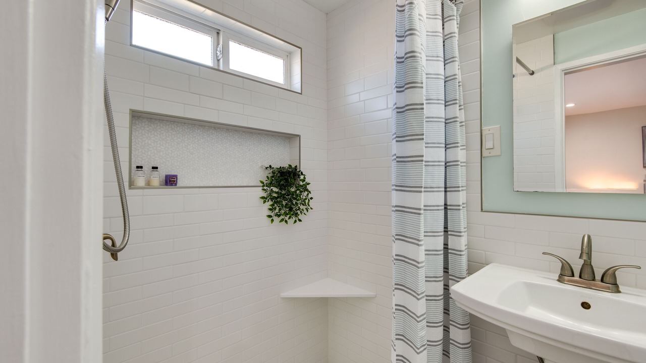 Photo of Bathroom in Simi Valley