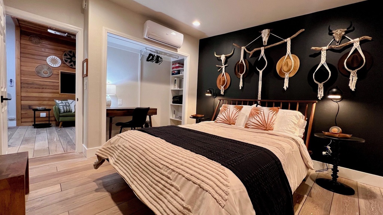Photo of Bedroom in Indian Cove