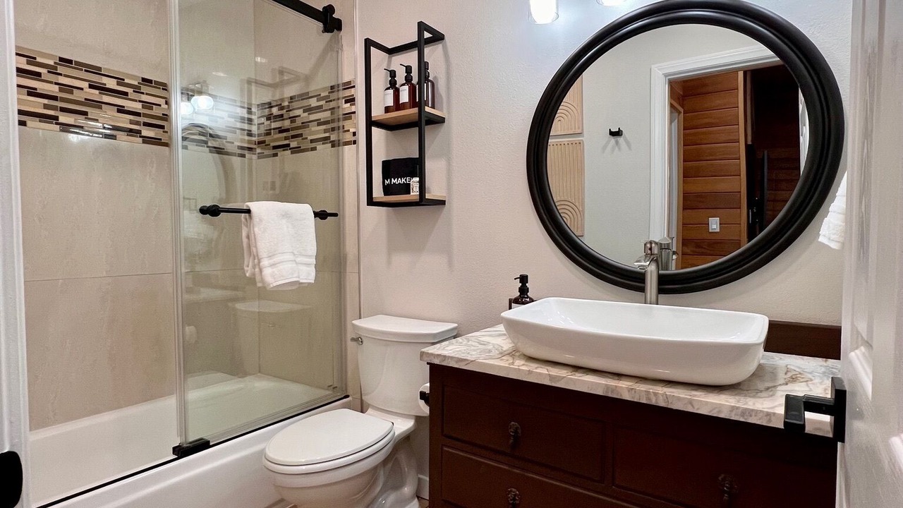 Photo of Bathroom in Indian Cove
