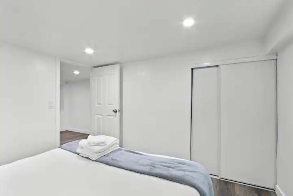 Photo of Bedroom in Huntington Park
