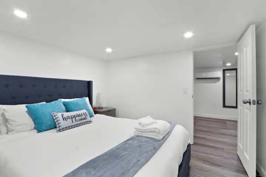 Photo of Bedroom in Huntington Park