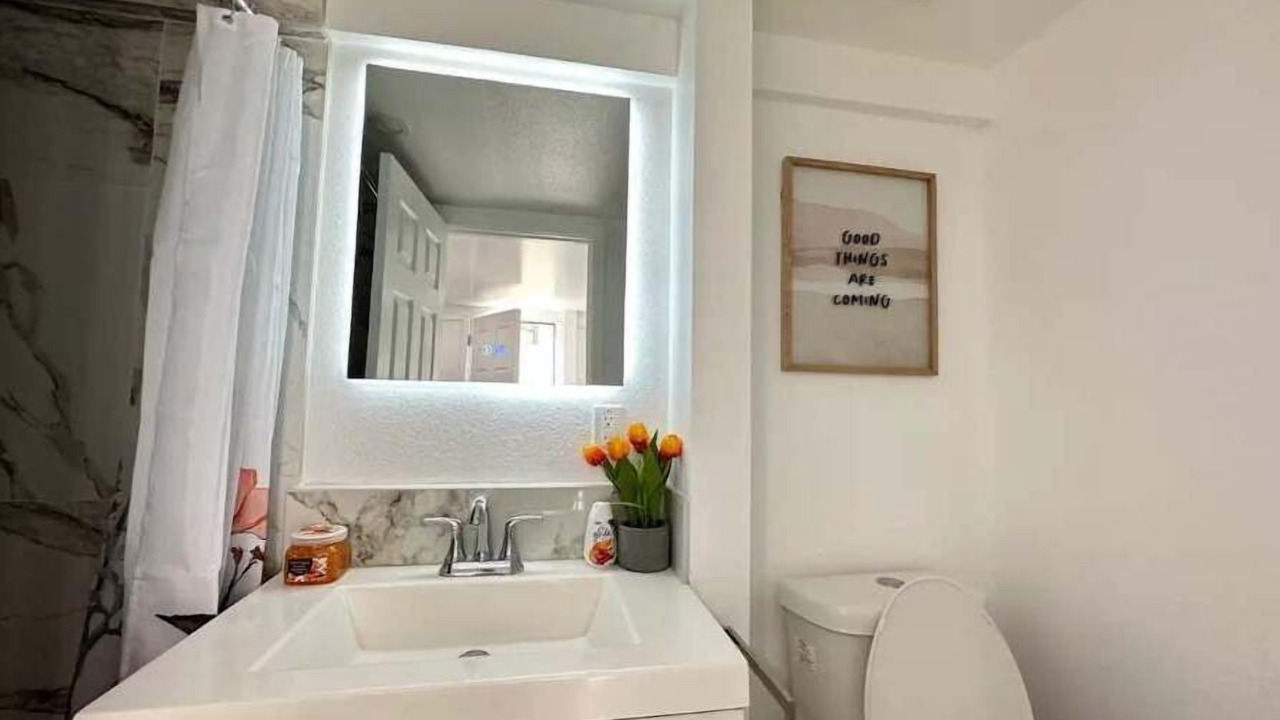 Photo of Bathroom in Huntington Park