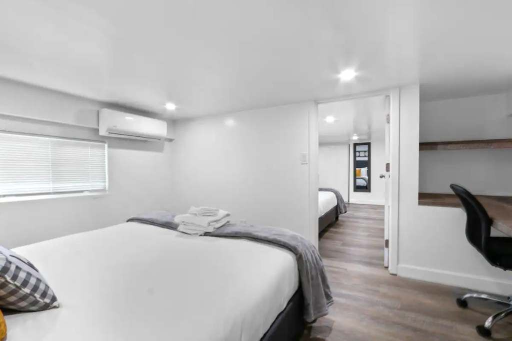 Photo of Bedroom in Huntington Park