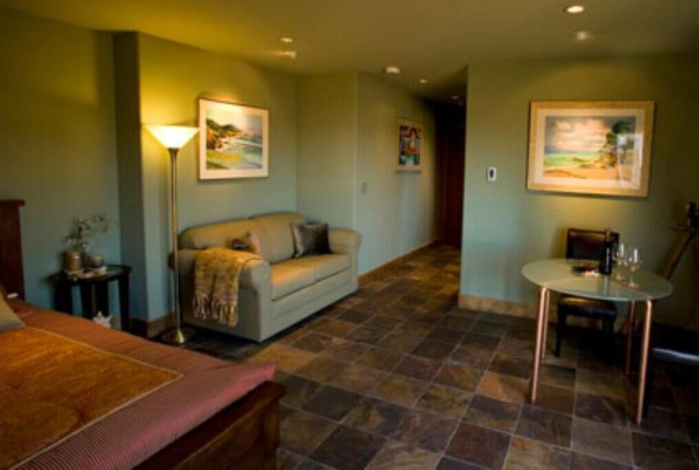 Photo of Livingroom in Sebastopol