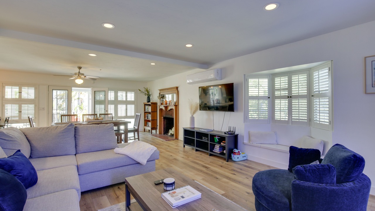 Photo of Bedroom in Bay Park