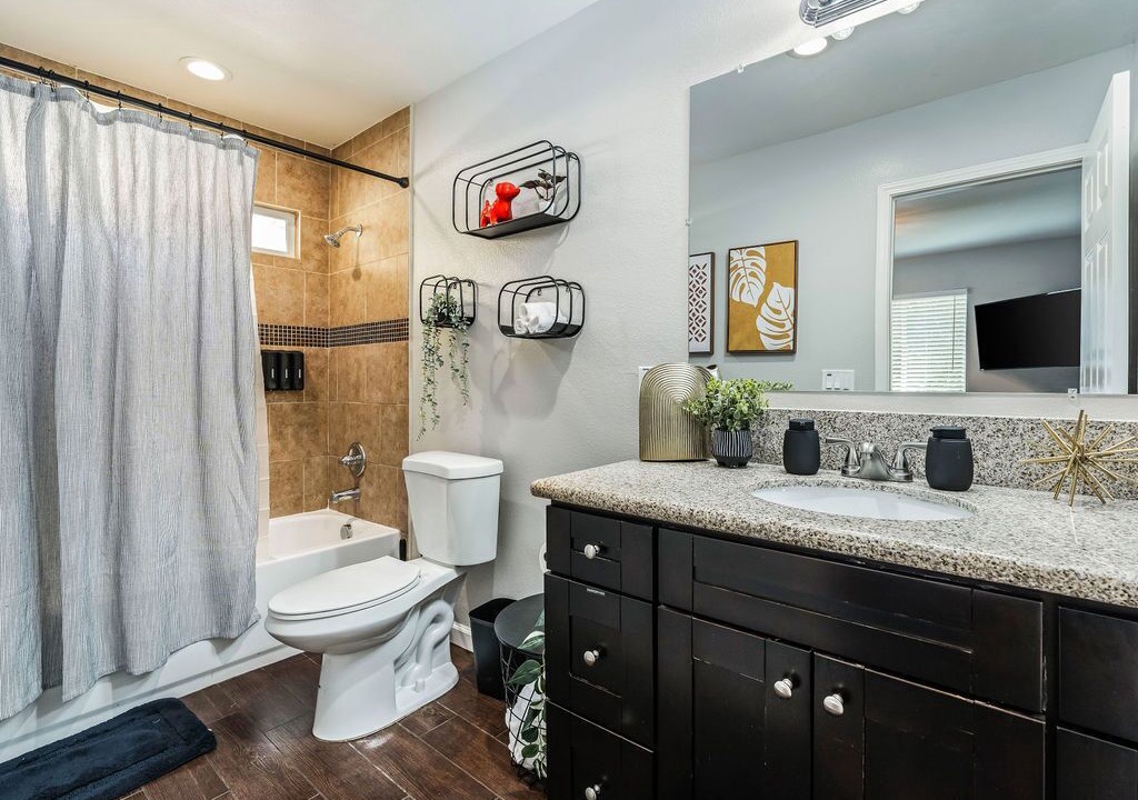 Photo of Bathroom in Redlands