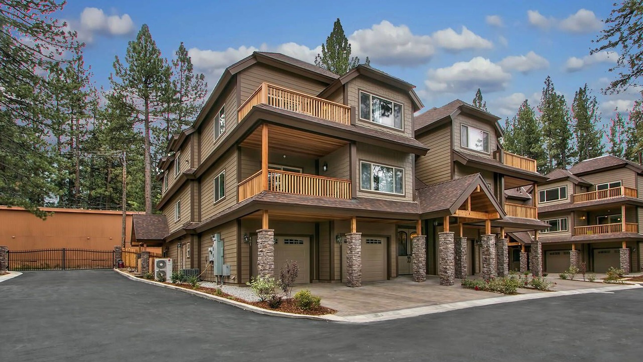Photo of Patio Balcony in Tahoe Meadows
