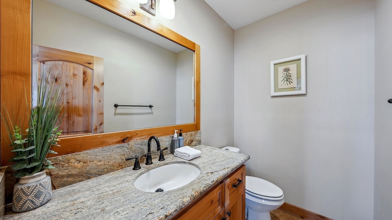 Photo of Bathroom in Pioneer Trail