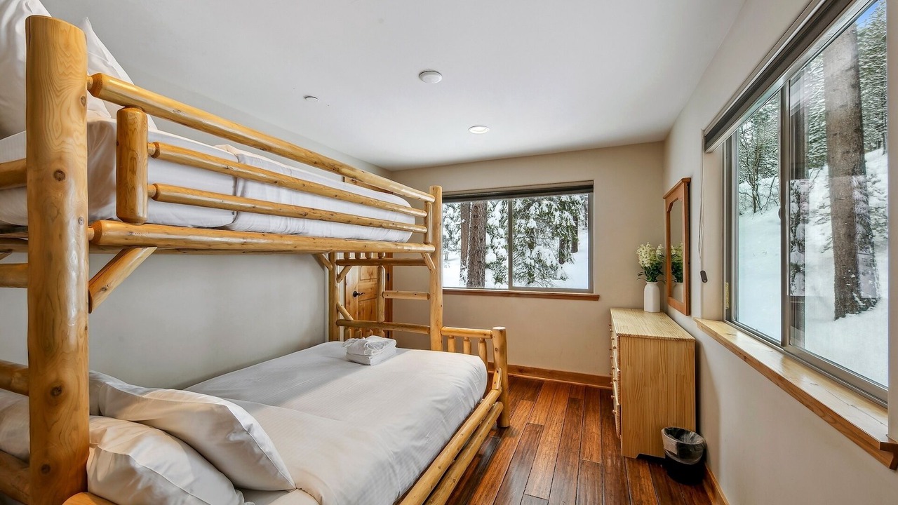 Photo of Bedroom in Pioneer Trail