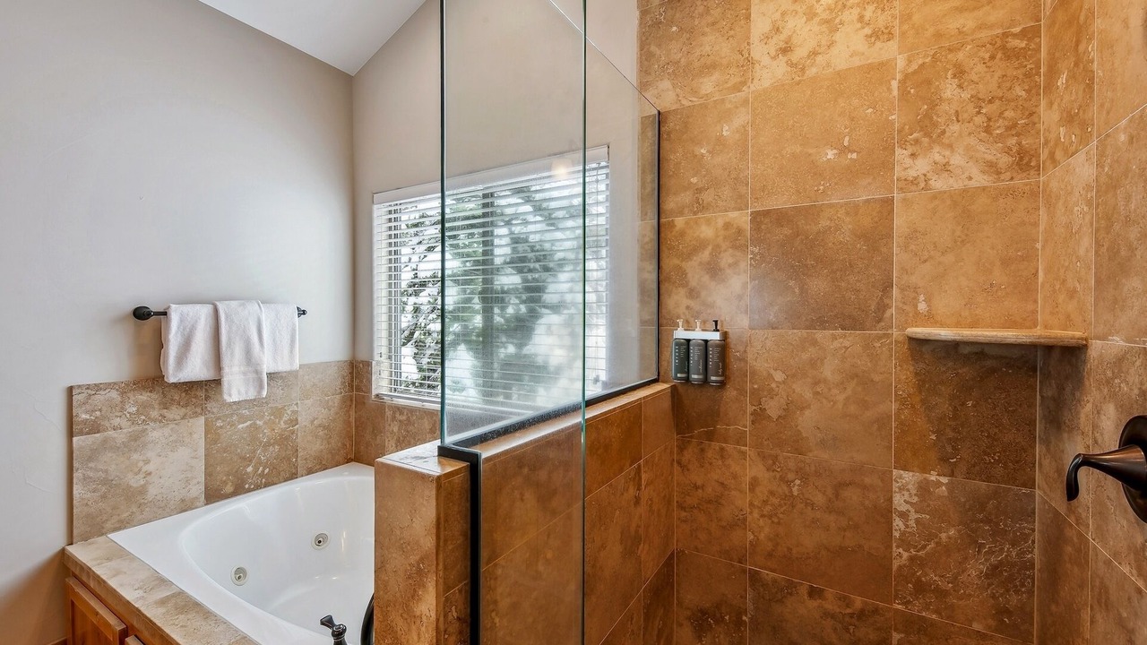 Photo of Bathroom in Pioneer Trail