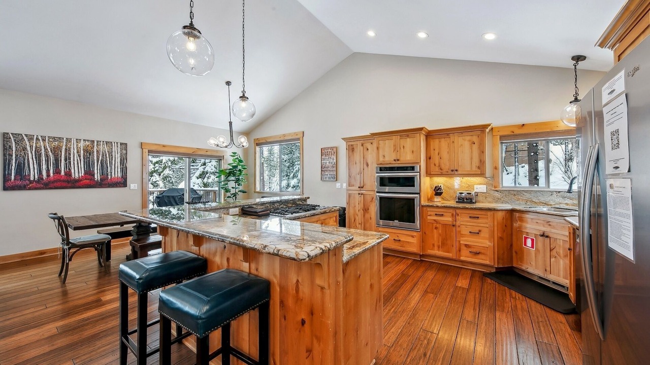 Photo of Kitchen in Pioneer Trail