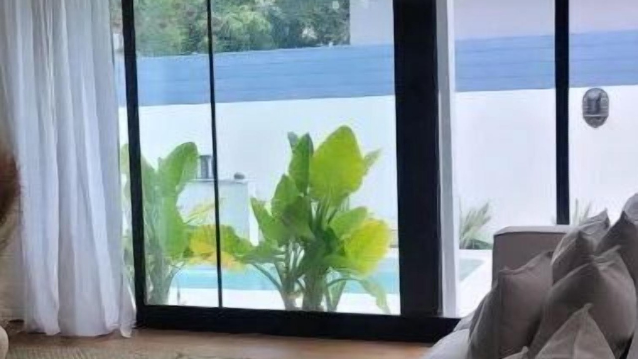 Photo of Livingroom in North Long Beach