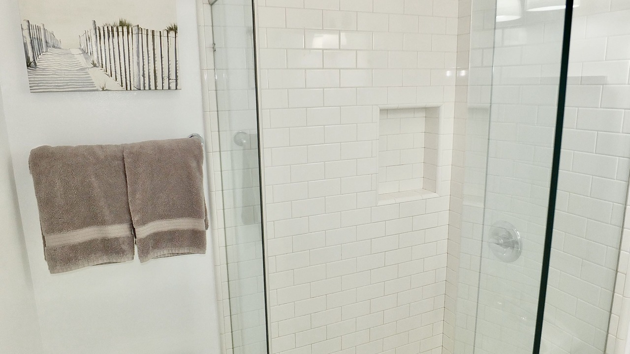 Photo of Bathroom in Peninsula