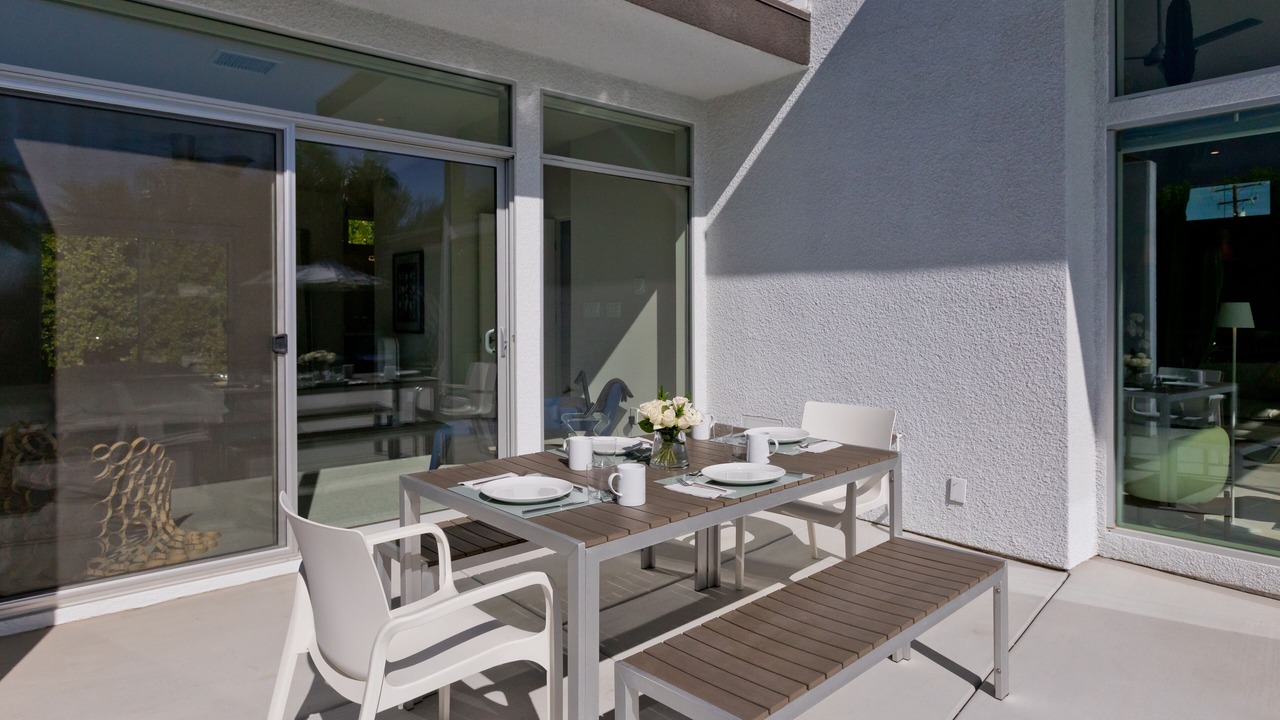 Photo of Outdoor in Racquet Club West