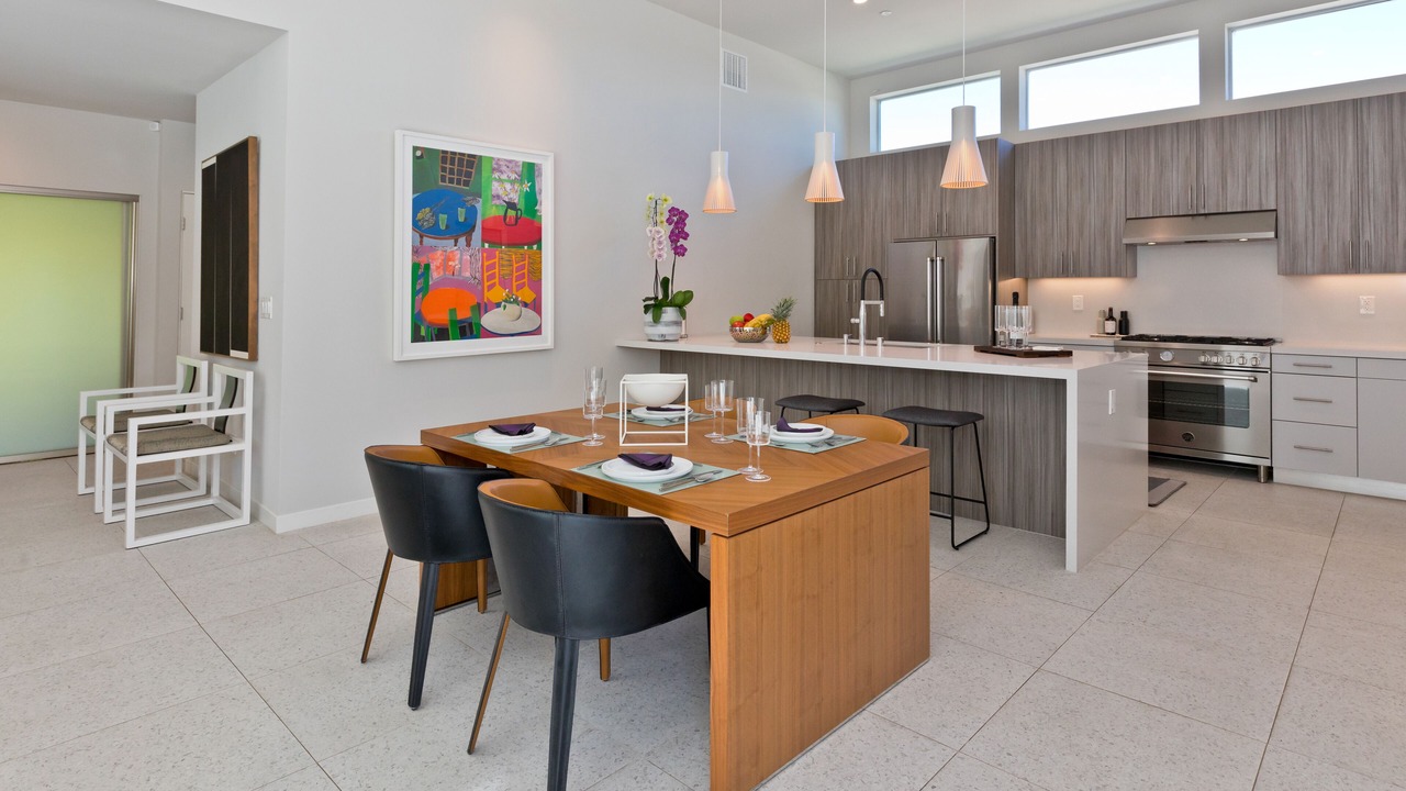 Photo of Kitchen in Racquet Club West