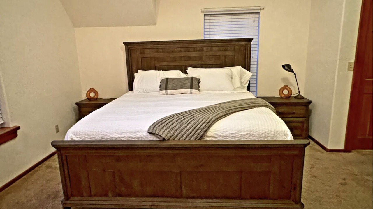 Photo of Bedroom in Westhaven-Moonstone