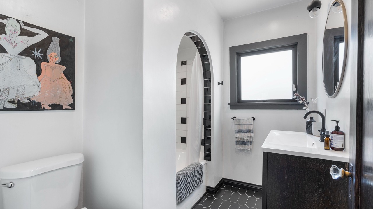 Photo of Bathroom in Eagle Rock