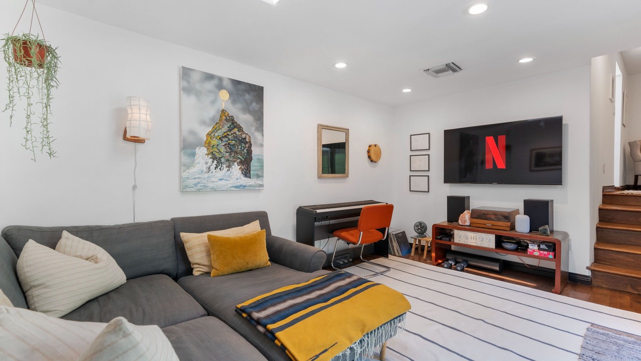 Photo of Livingroom in Eagle Rock