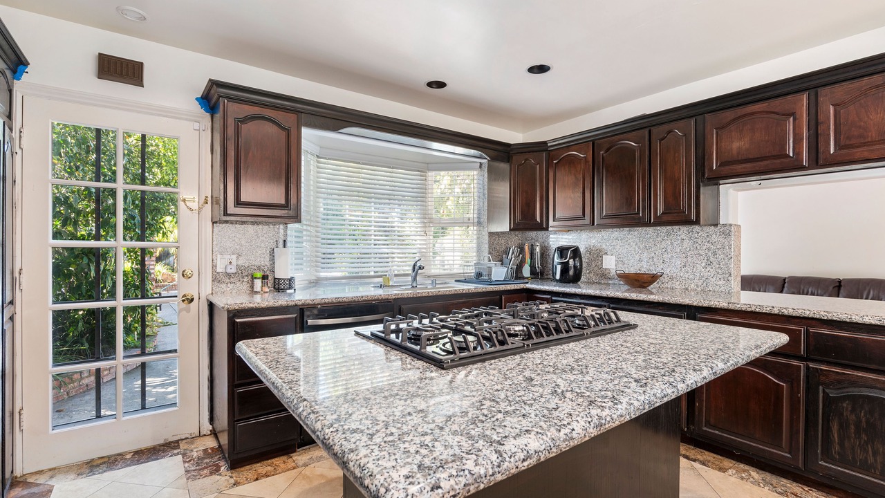 Photo of Kitchen in Studio City