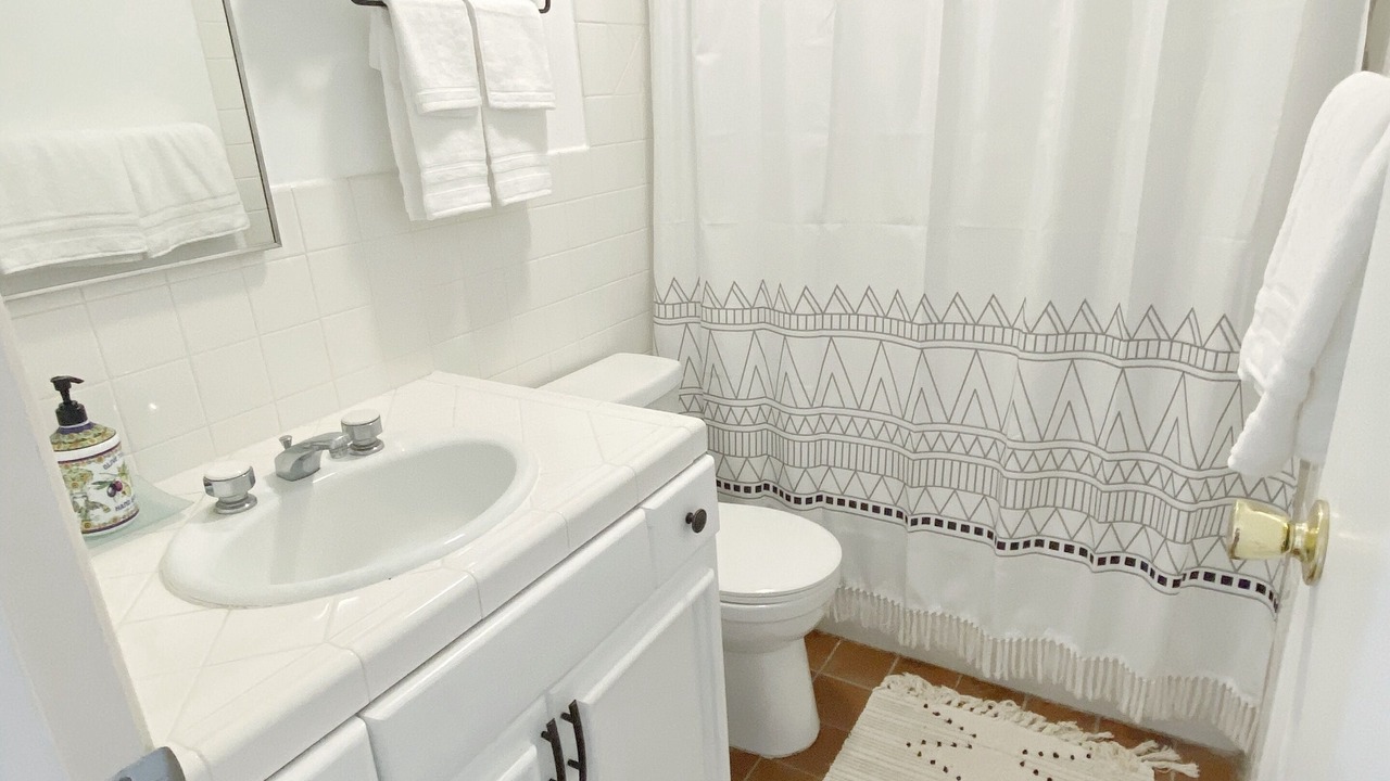 Photo of Bathroom in View Park-Windsor Hills