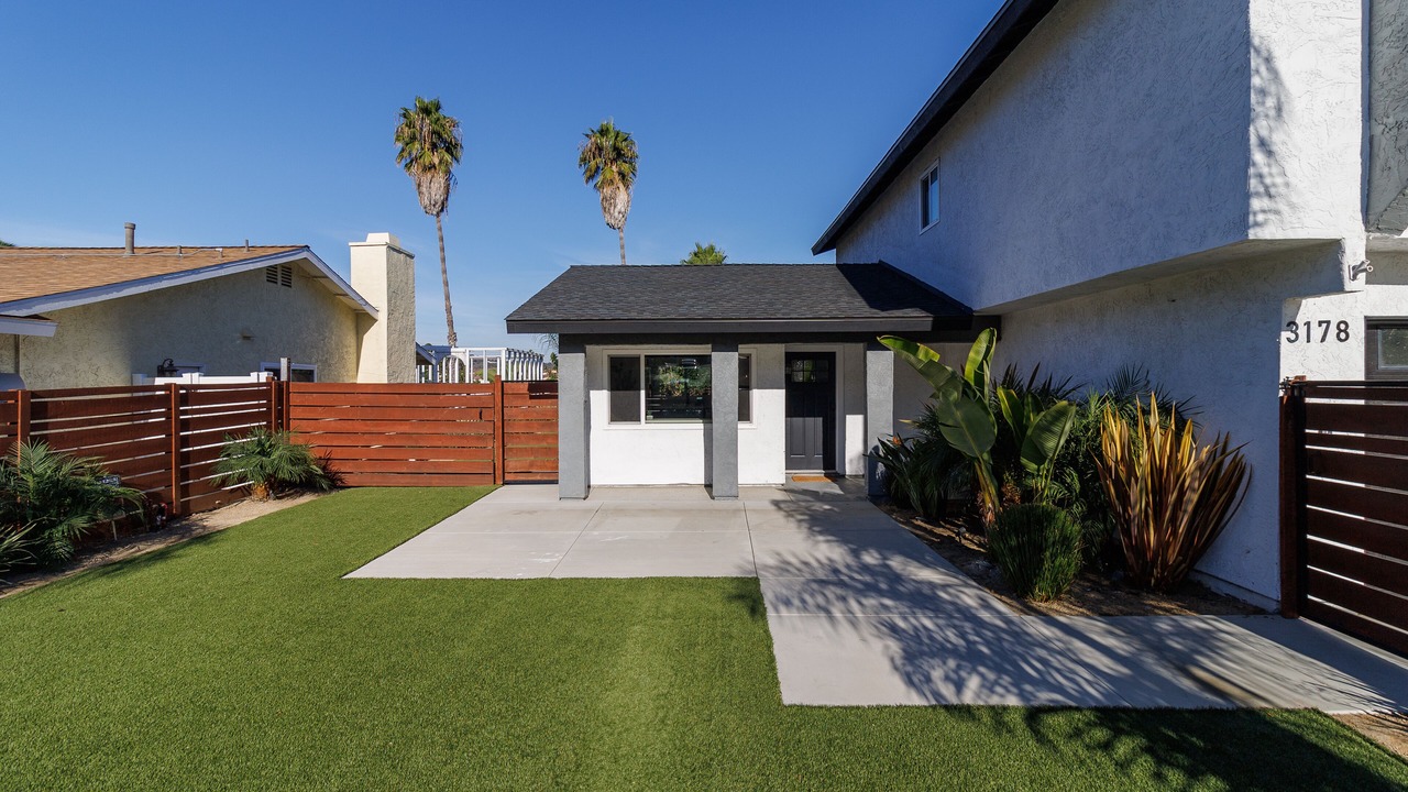 Photo of Outdoor in Loma Alta