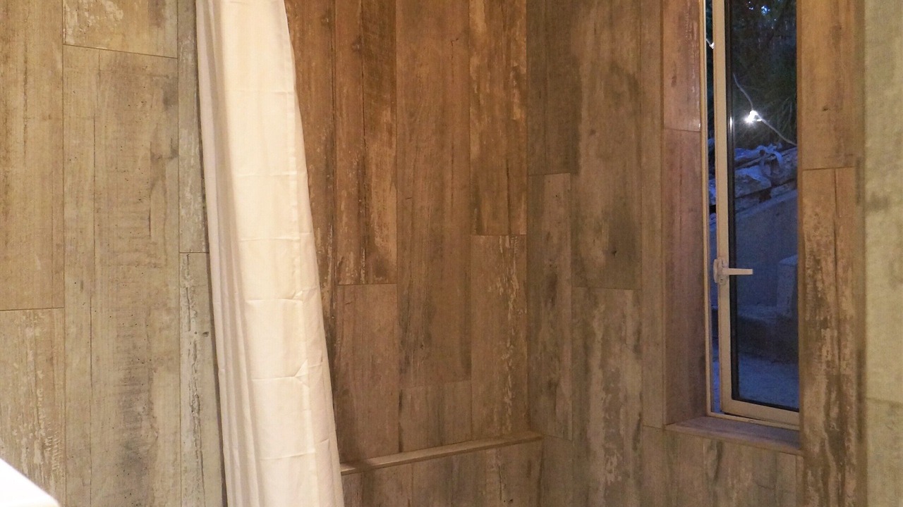 Photo of Bathroom in Los Angeles