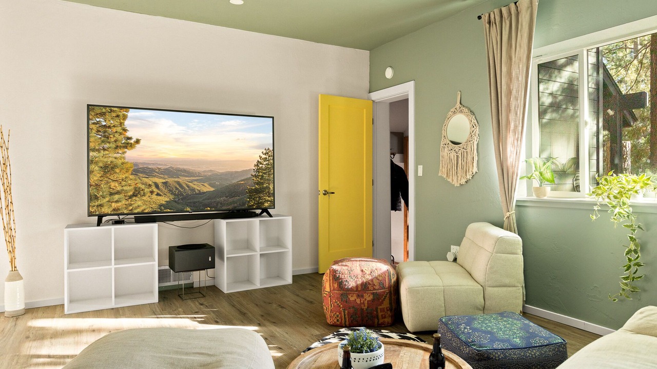 Photo of Bedroom in Blue Jay