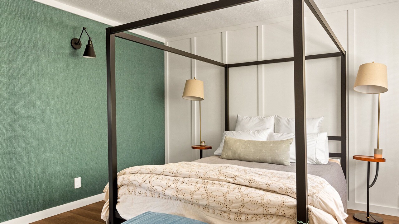 Photo of Bedroom in Blue Jay
