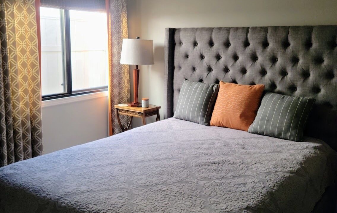 Photo of Bedroom in Newport Shores