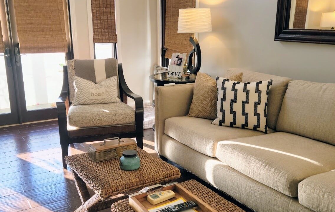 Photo of Livingroom in Newport Shores