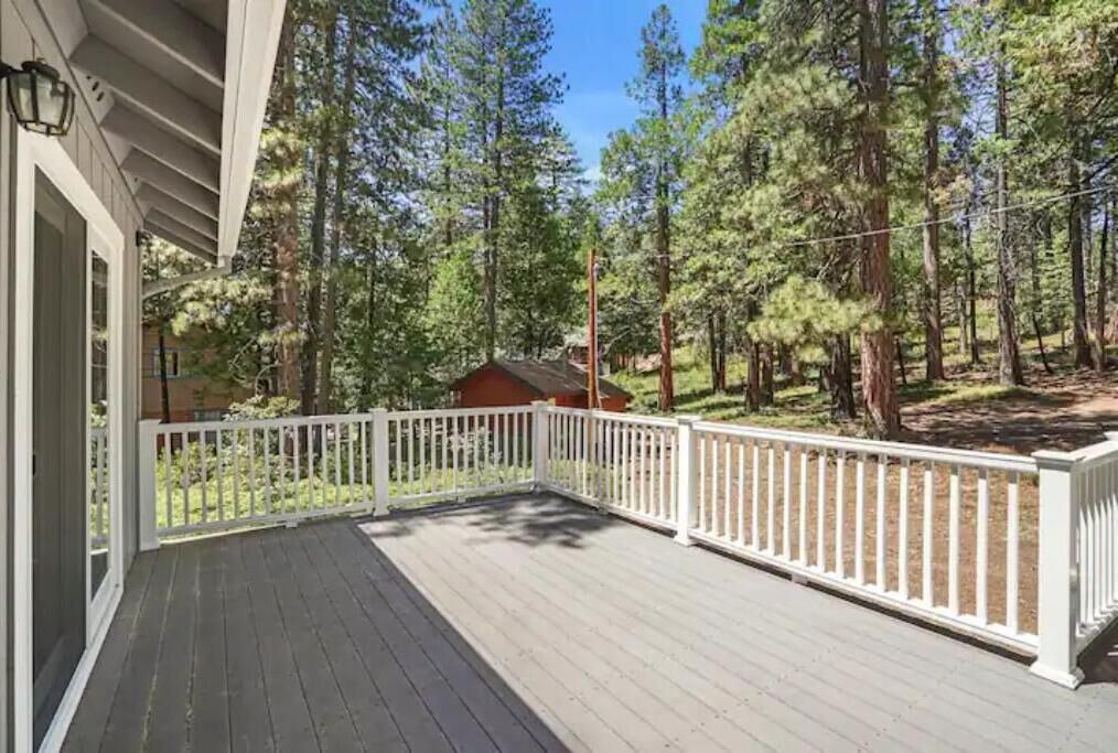 Photo of Patio Balcony in Long Barn
