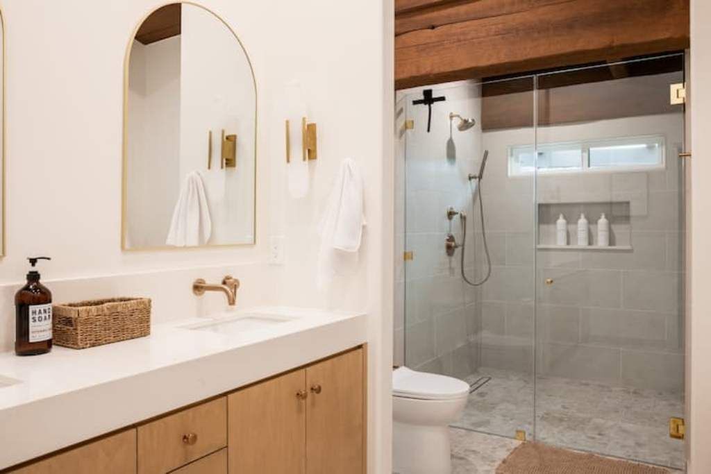 Photo of Bathroom in Central Escondido