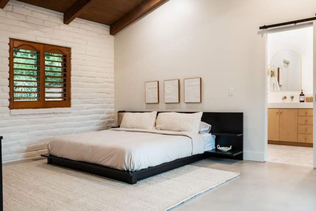 Photo of Bedroom in Central Escondido