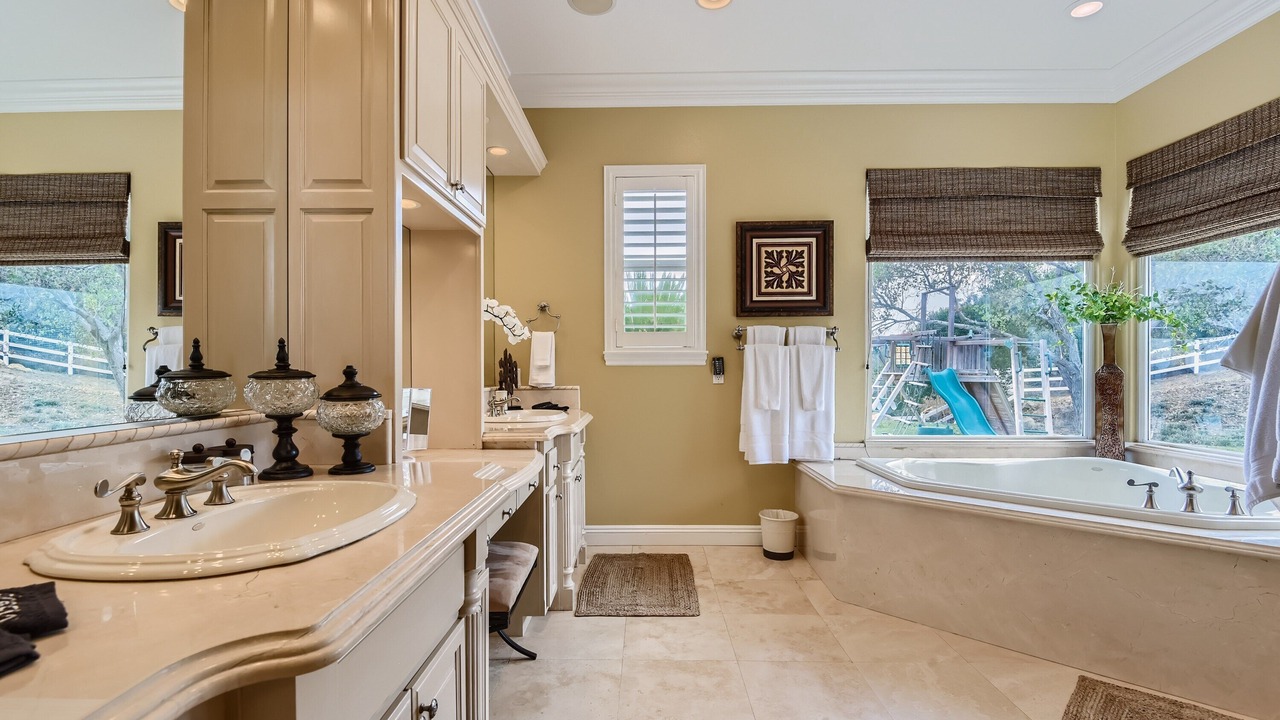 Photo of Bathroom in Murrieta