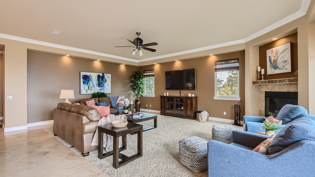 Photo of Livingroom in Murrieta