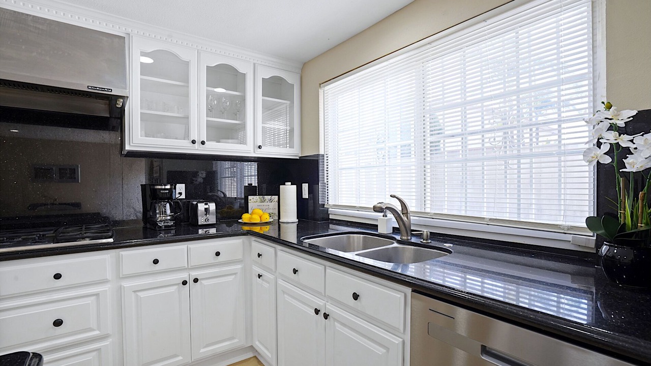 Photo of Kitchen in Garden Grove