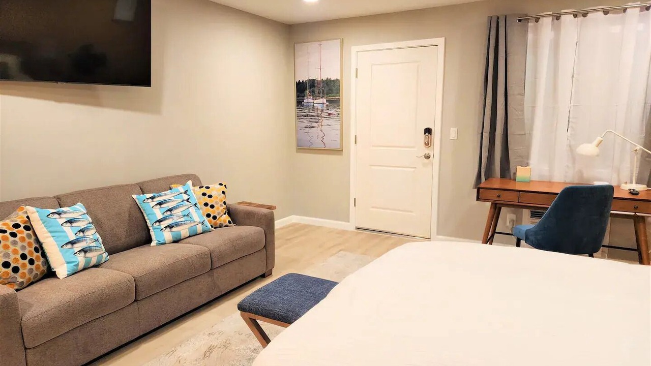 Photo of Bedroom in North Lakeport