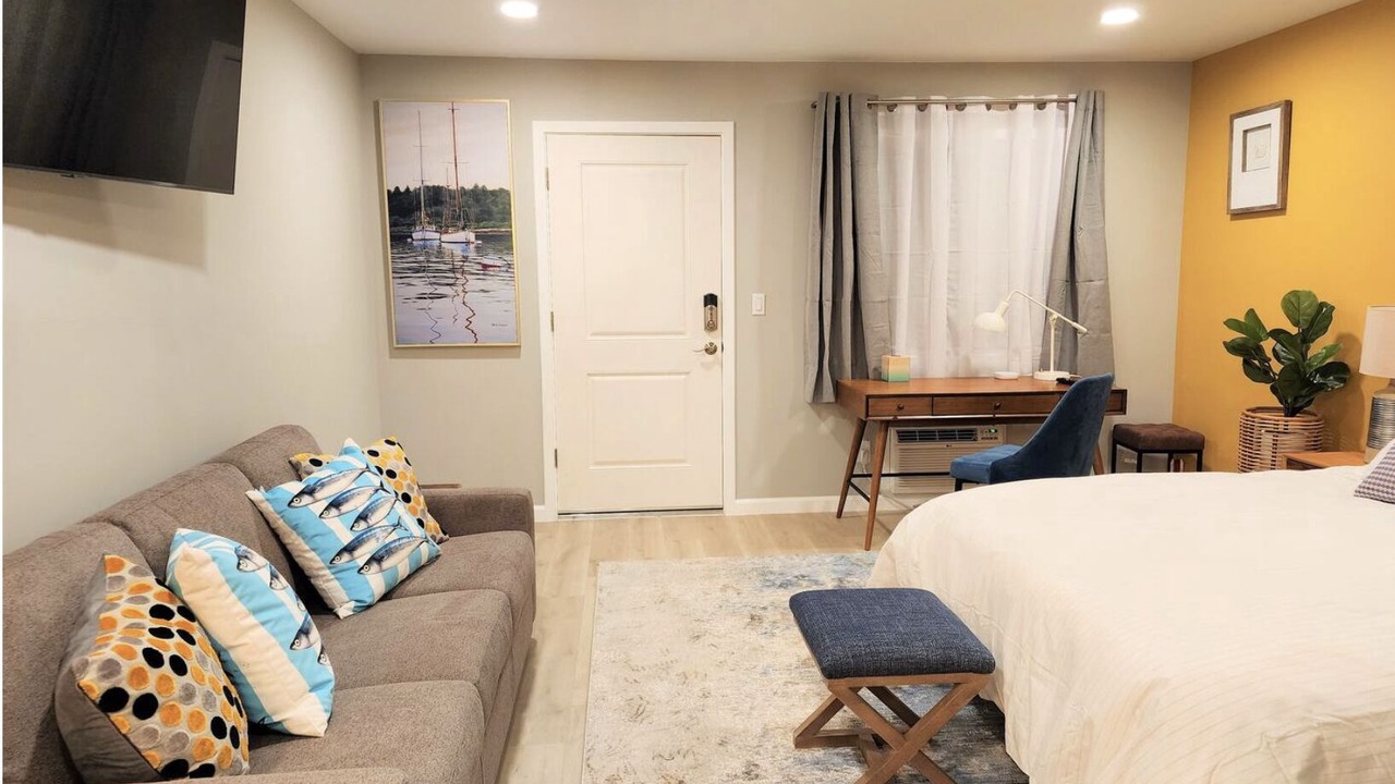 Photo of Bedroom in North Lakeport