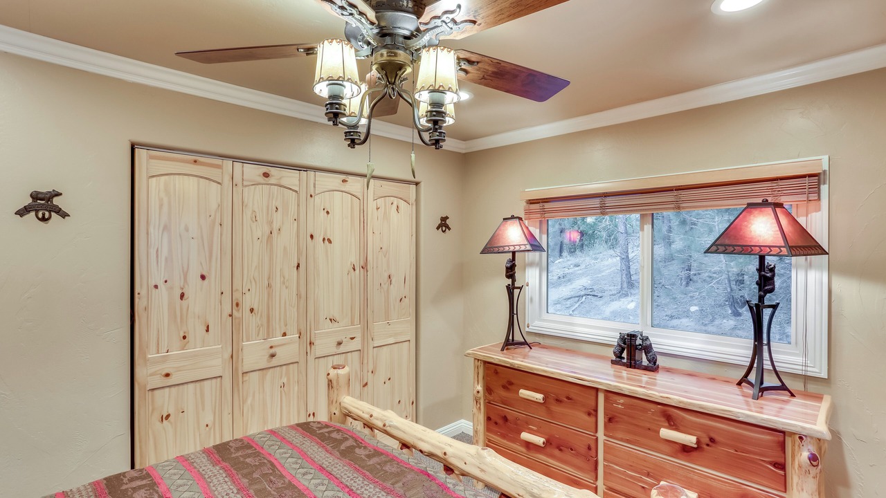 Photo of Bedroom in Moonridge