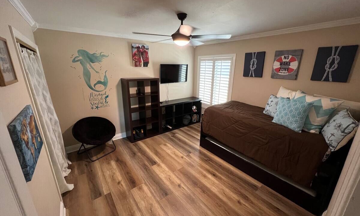 Photo of Bedroom in Canyon Lake