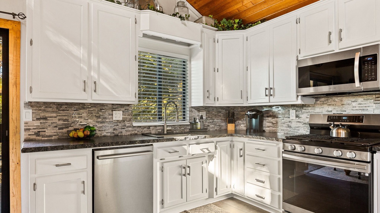 Photo of Kitchen in Running Springs